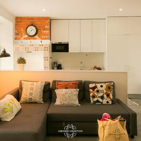 Penha De Franca Trendy Duplex With Terrace 74 By Lisbonne Collection Appartement Lissabon
